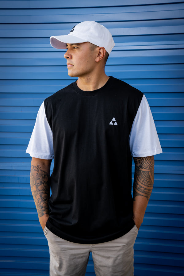 BLACK w/WHITE TRIANGLE BASIC TEE