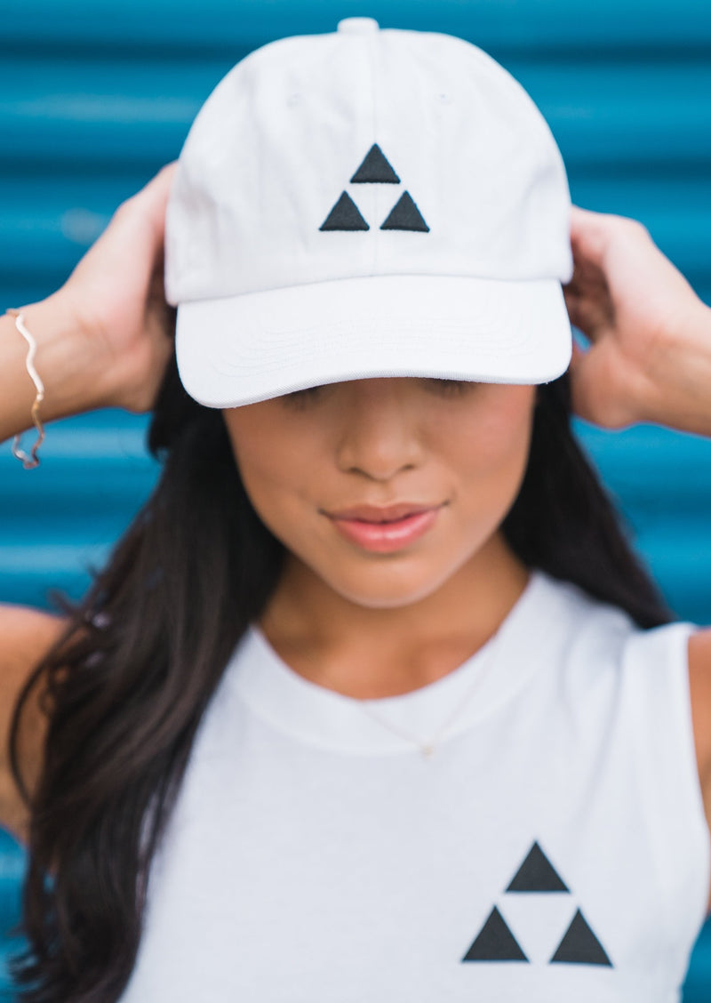 WHITE TRIANGLE DAD HAT